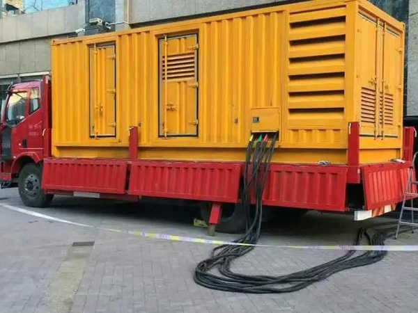 洛隆如何确定水冷式机油散热器密封件的规格型号？